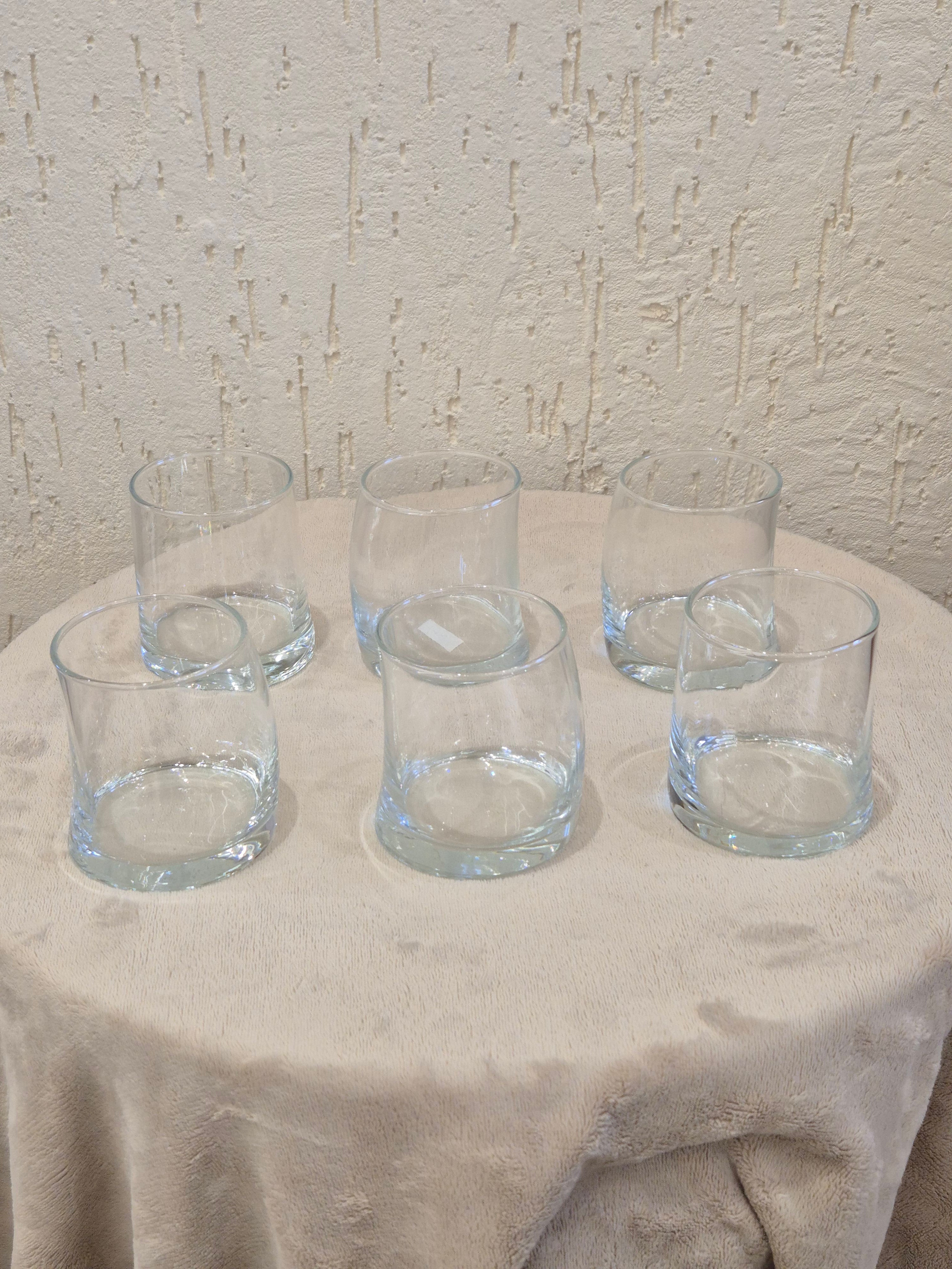 Curved Whisky Glass – 370 ml Clear Drinking Glass for Whisky & Cocktails