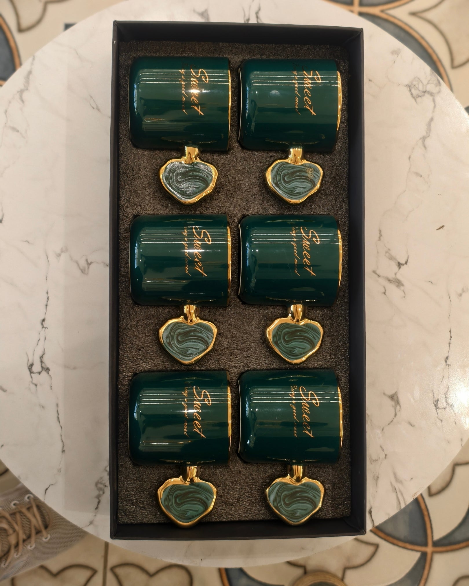Emerald Green Ceramic Coffee Cups Set with Gold Rim and Designer Handles
