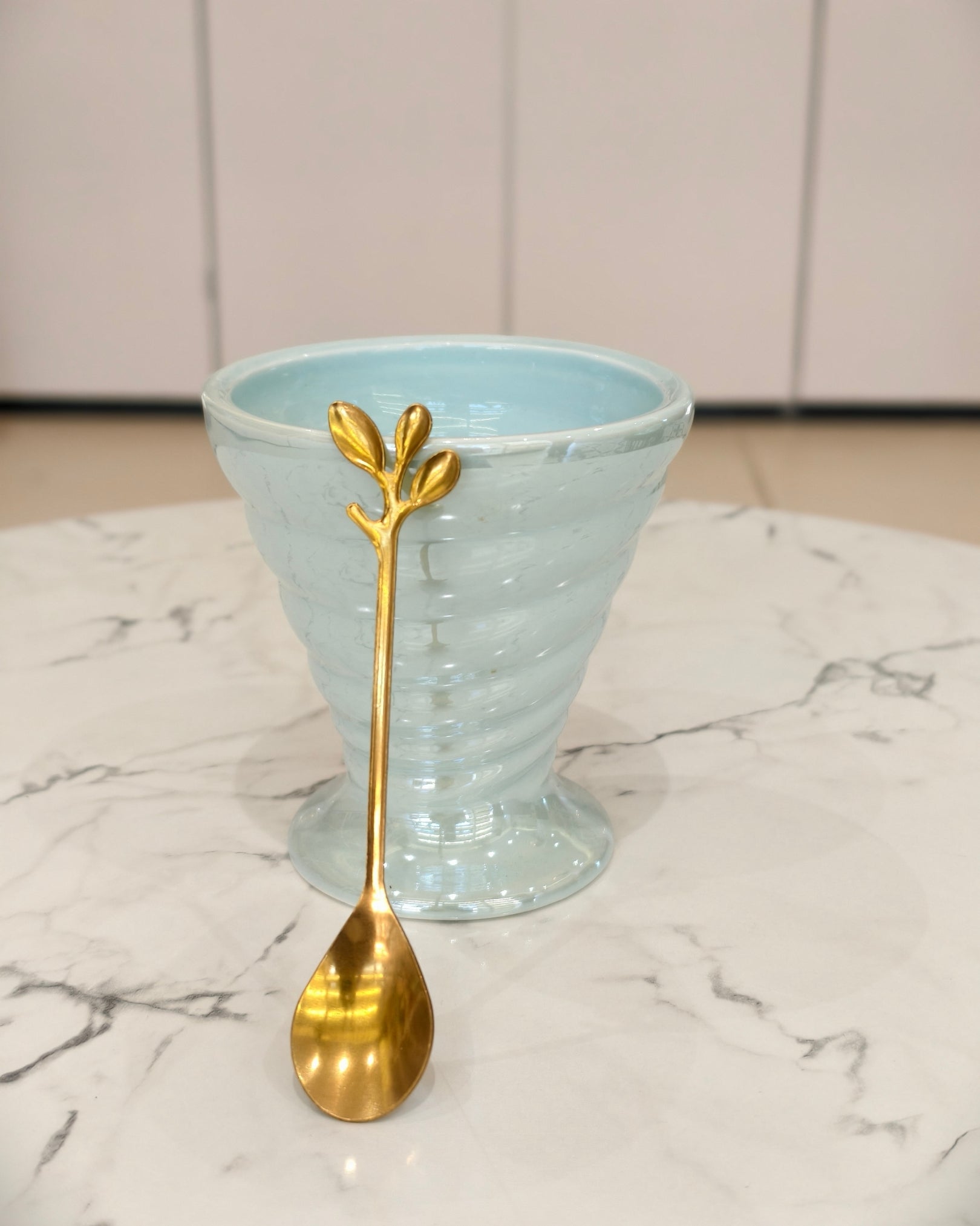 Celadon Blue Ceramic Dessert Bowl Set with Tray and Gold Spoons – 6-Piece Serving Set