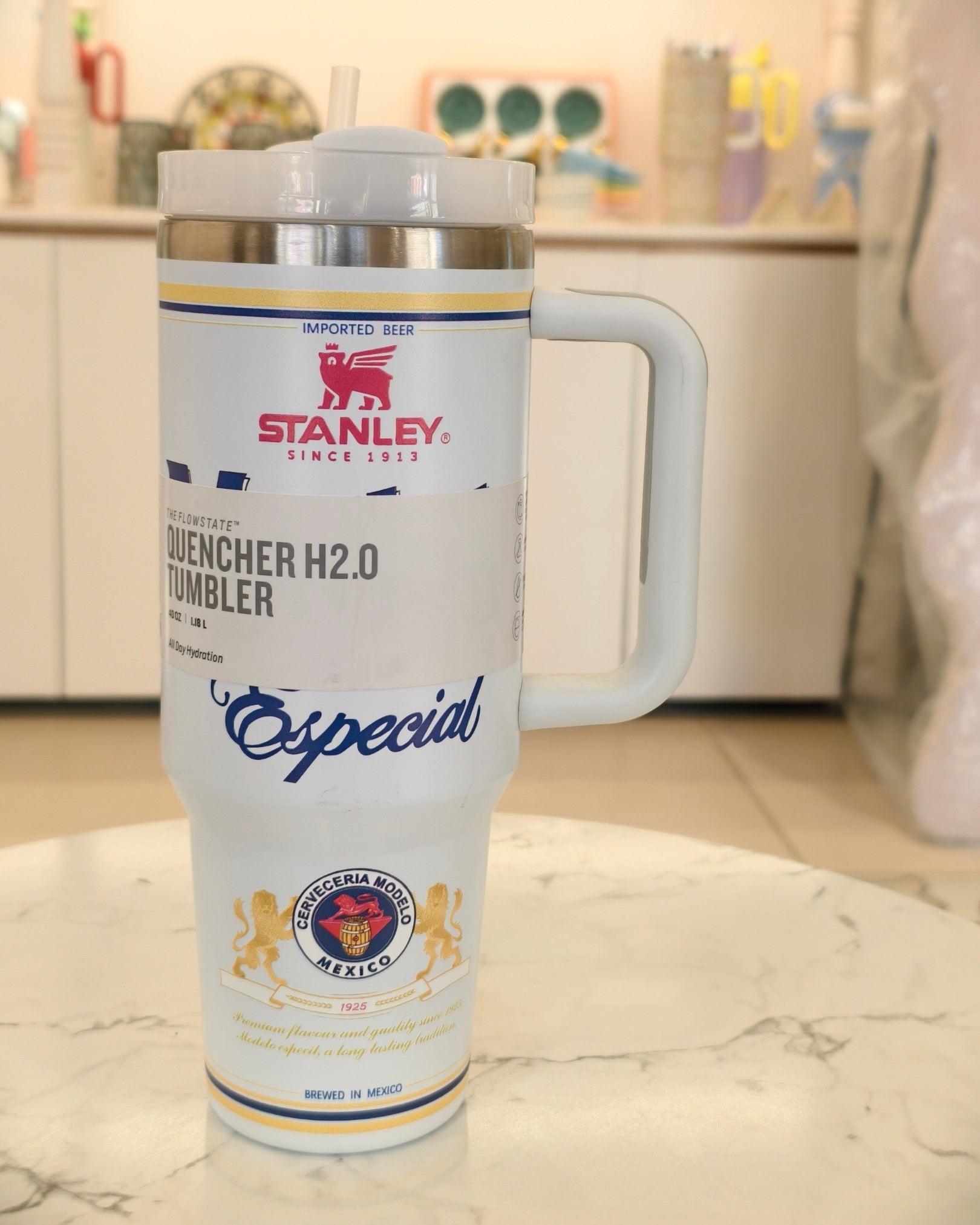 White Insulated Handle Tumbler with Straw – Quencher H2.0 Style Stainless Steel Travel Mug