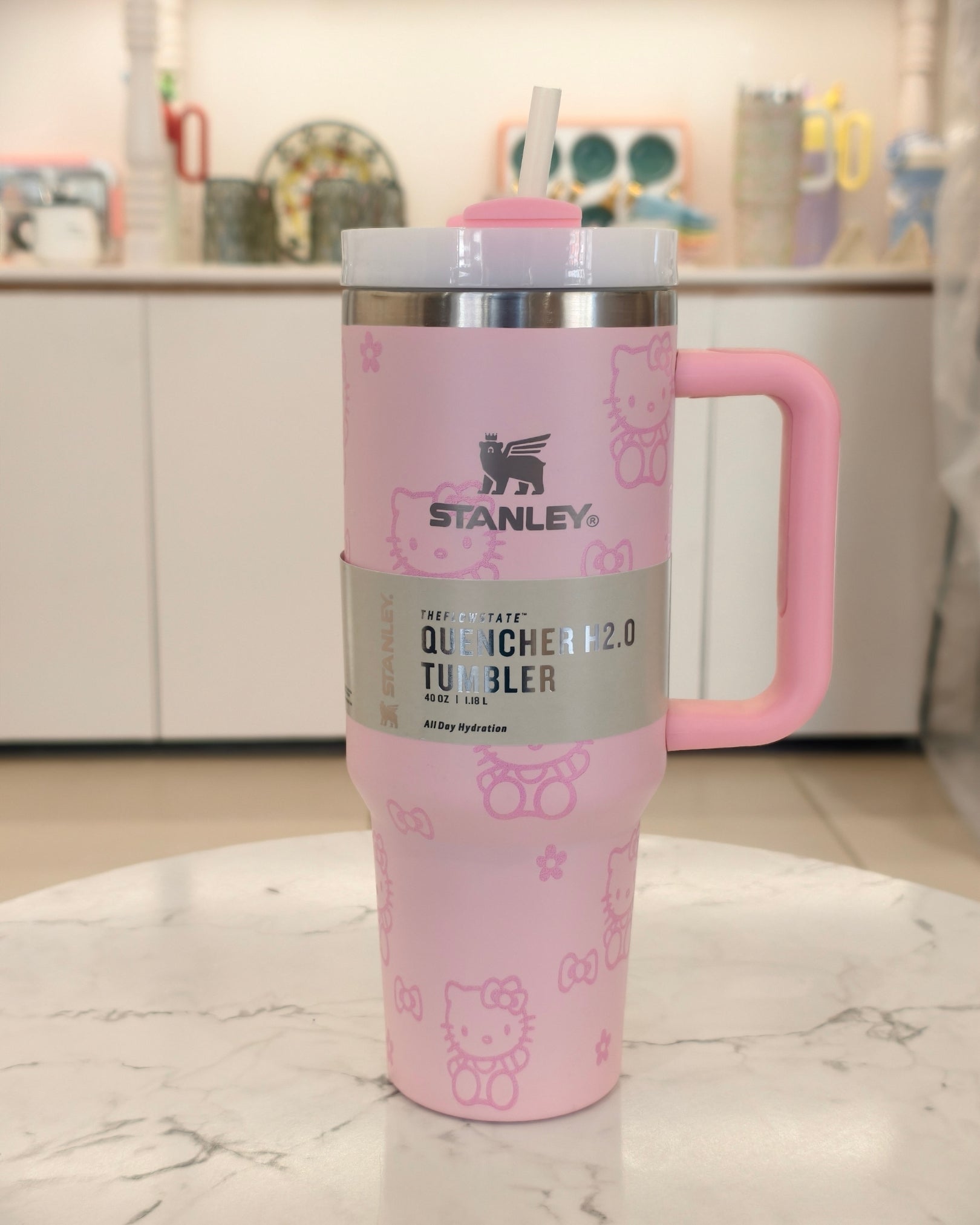 Pink Insulated Handle Tumbler with Straw – Quencher H2.0 Style Stainless Steel Travel Mug