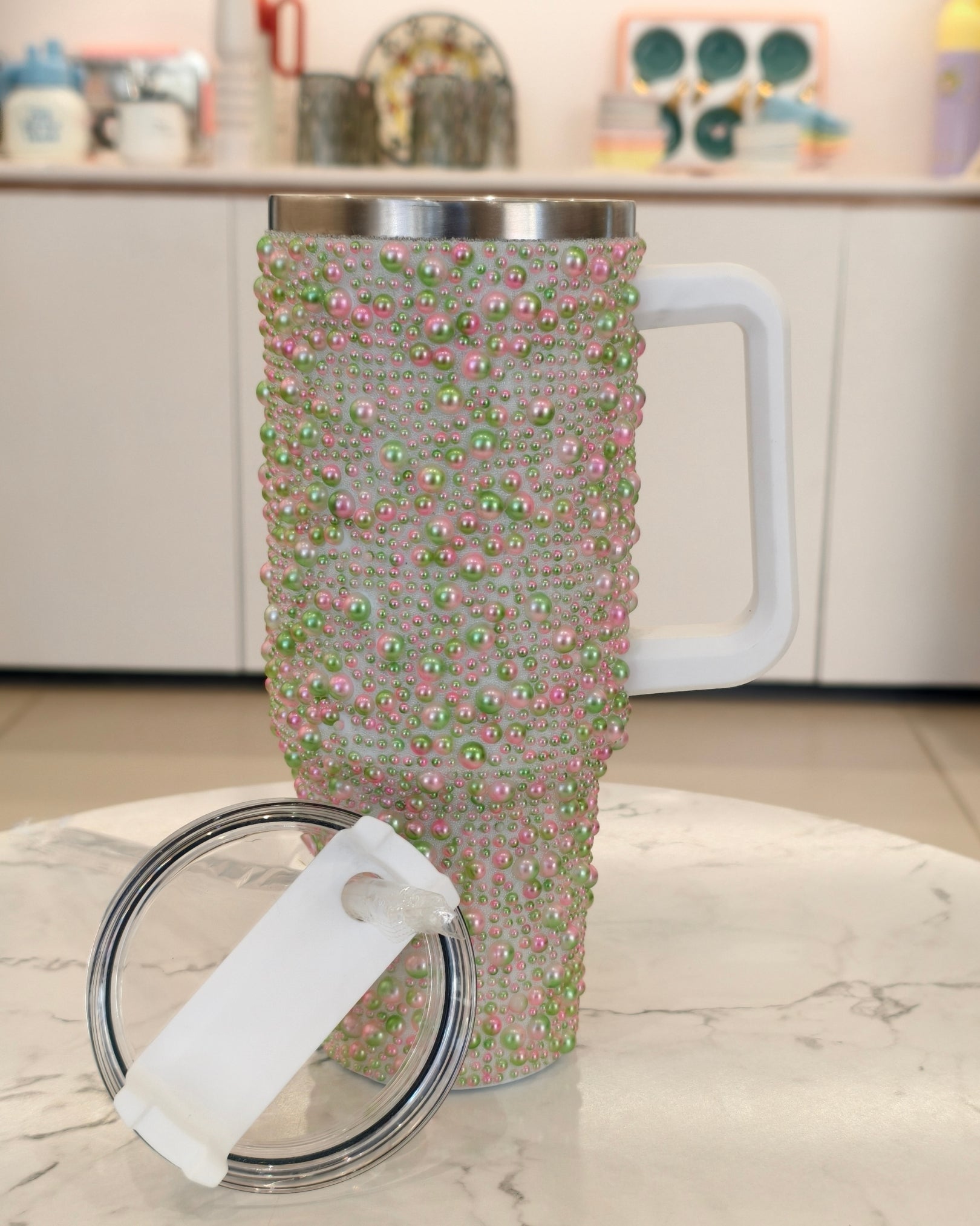 Embellished Pearl Finish Insulated Handle Tumbler with Straw – Quencher H2.0 Style Stainless Steel Travel Mug