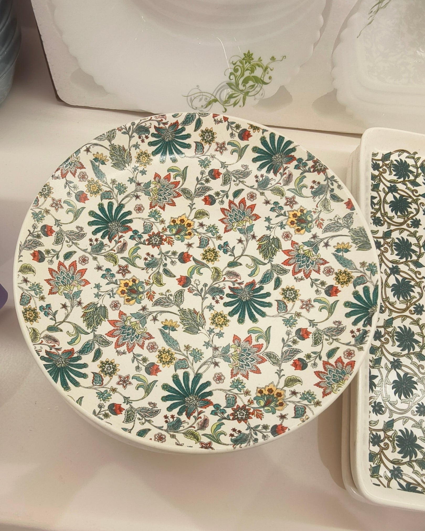 Floral Printed Ceramic Dinner Plates – Multicolor Botanical Design Tableware