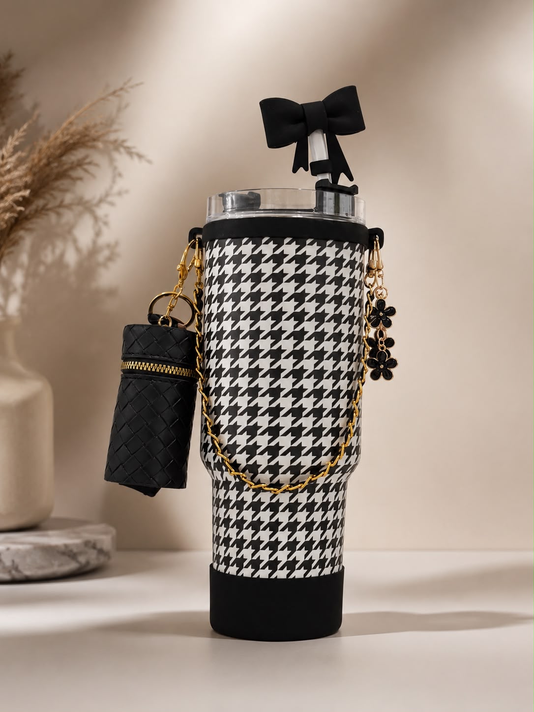 Bow Charm Insulated Tumbler with 🎀 – 1200 ML